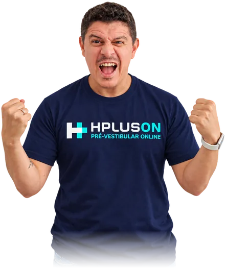Joaquim Matheus, coordenador e preceptor pedagógico do HPLUSON, comemorando de punhos cerrados